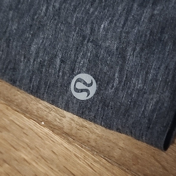 Lululemon Intended Crop Tee short sleeve boxy heathered gray 6? - Picture 4 of 5